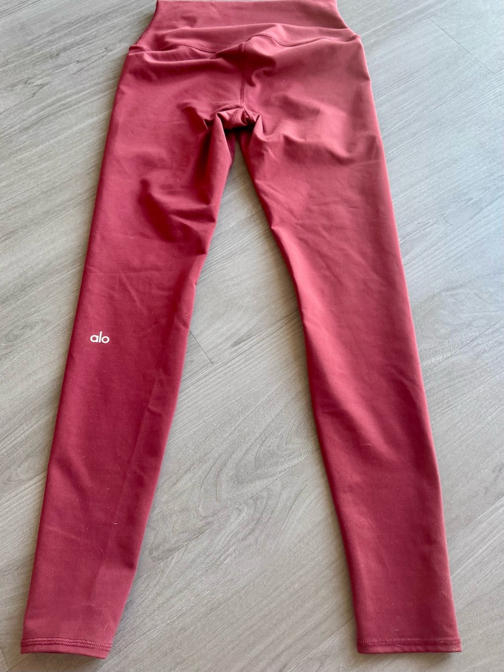 Alo Yoga Burgundy High Waist Leggings 🍷